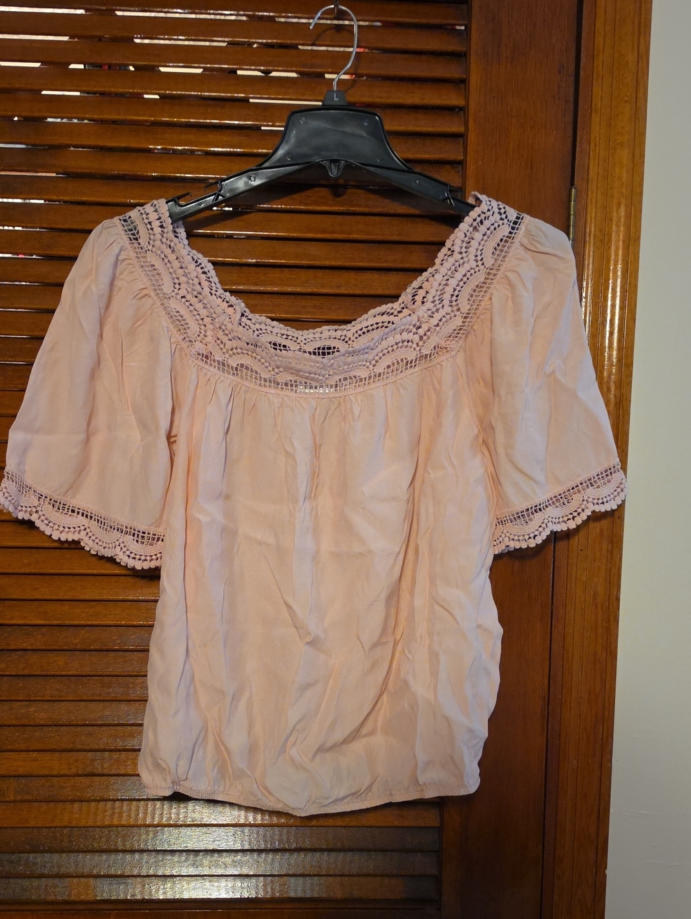 Women’s Pink Crochet-Trim Peasant Top